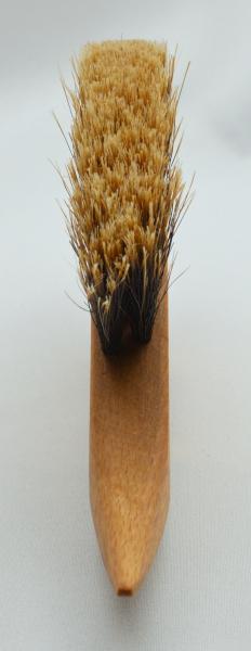Tischfeger Igel 140 mm Hersteller Bürstenfabrik Keller GmbH in Todtnau im Schwarzwald. Traditionsunternehmen seit 1869. Tischfeger Igel 140 mm Hersteller Bürstenfabrik Keller GmbH in Todtnau im Schwarzwald. Traditionsunternehmen seit 1869.
